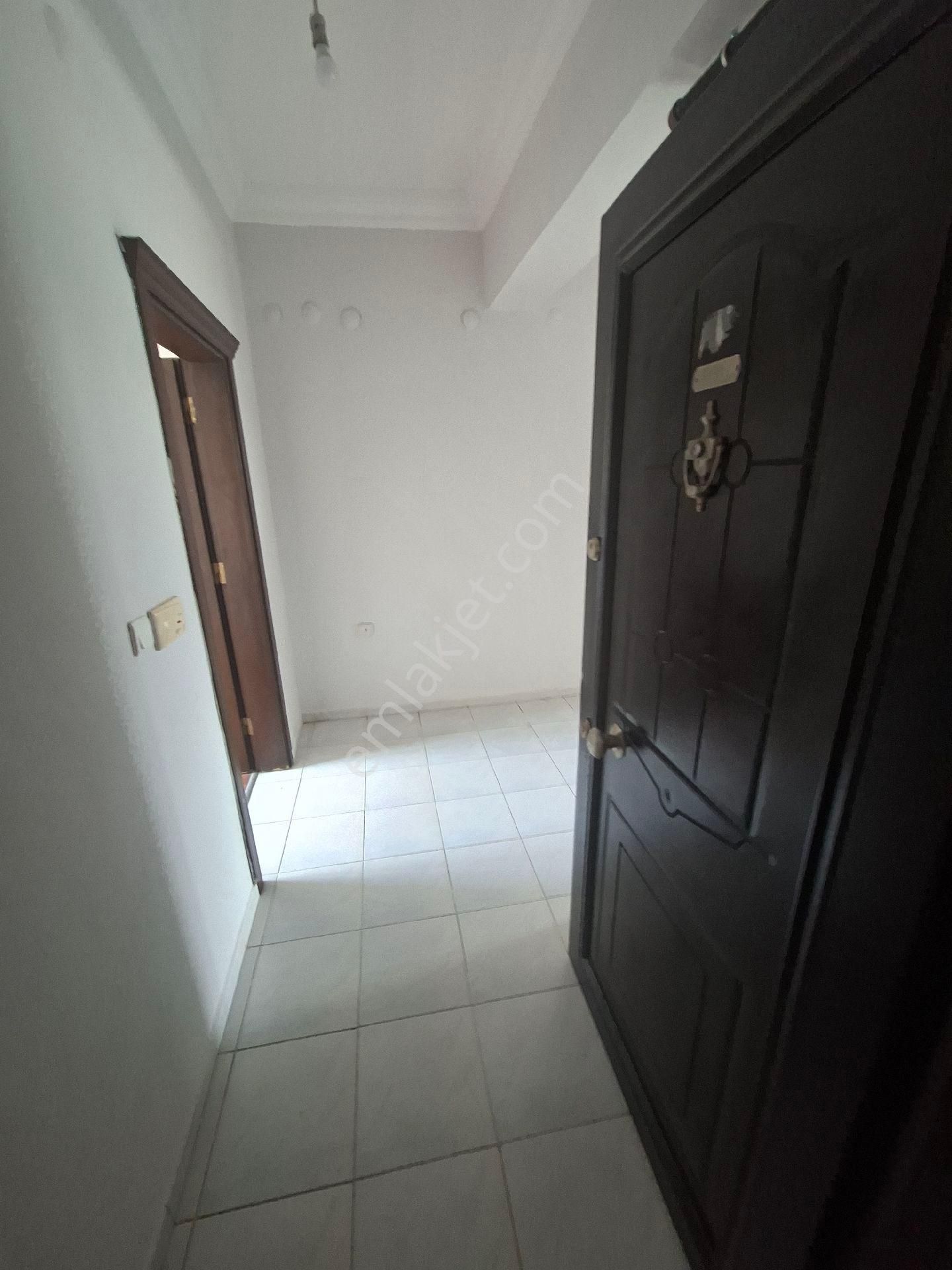 Kiralık Yeni Mh 3+1 Daire 135 M2 3 Kat Geniş Tranvaya Yakın - Görsel 17