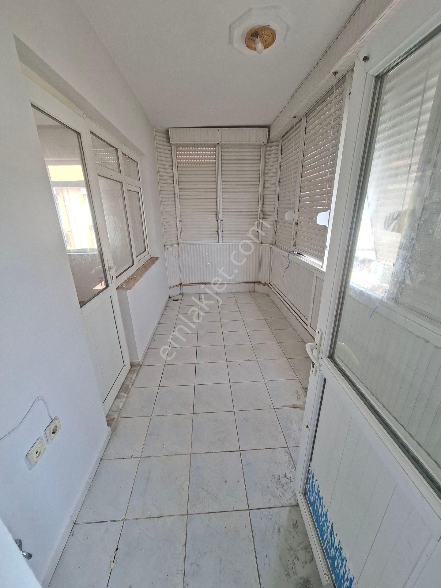 Kiralık Yeni Mh 3+1 Daire 135 M2 3 Kat Geniş Tranvaya Yakın - Görsel 19