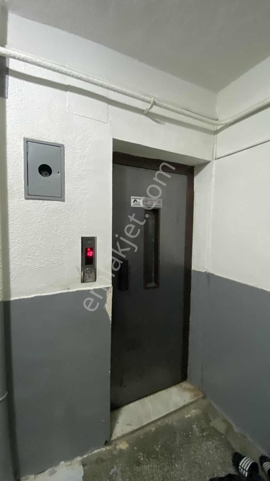 İvedik Caddesi Üzerinde Salon Bağımsız Asansörlü 3+1 Kiralık - Görsel 14