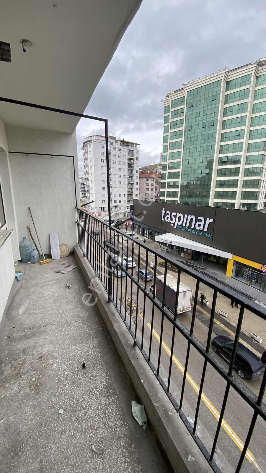 İvedik Caddesi Üzerinde Salon Bağımsız Asansörlü 3+1 Kiralık - Görsel 17