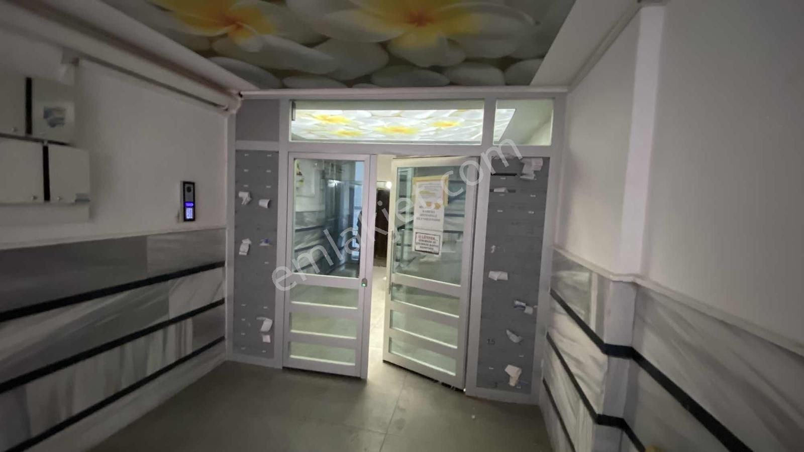 İvedik Caddesi Üzerinde Salon Bağımsız Asansörlü 3+1 Kiralık - Görsel 5