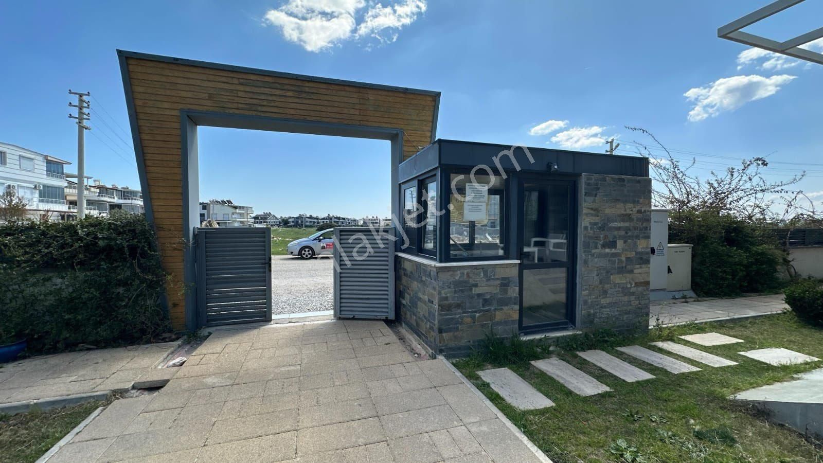 Efeler’de Site İçerisinde 3+1 Lüks Villa - Görsel 5