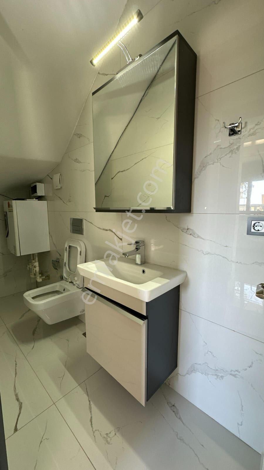 Efeler’de Site İçerisinde 3+1 Lüks Villa - Görsel 14