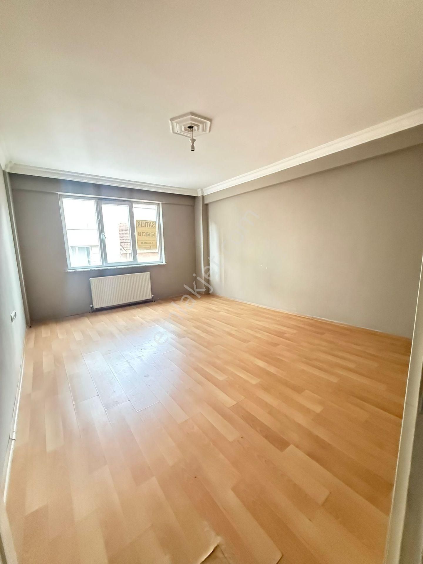 Elmastan Emek Şemsettin Günaltay Caddesine Yakın Satılık 2+1 Daire