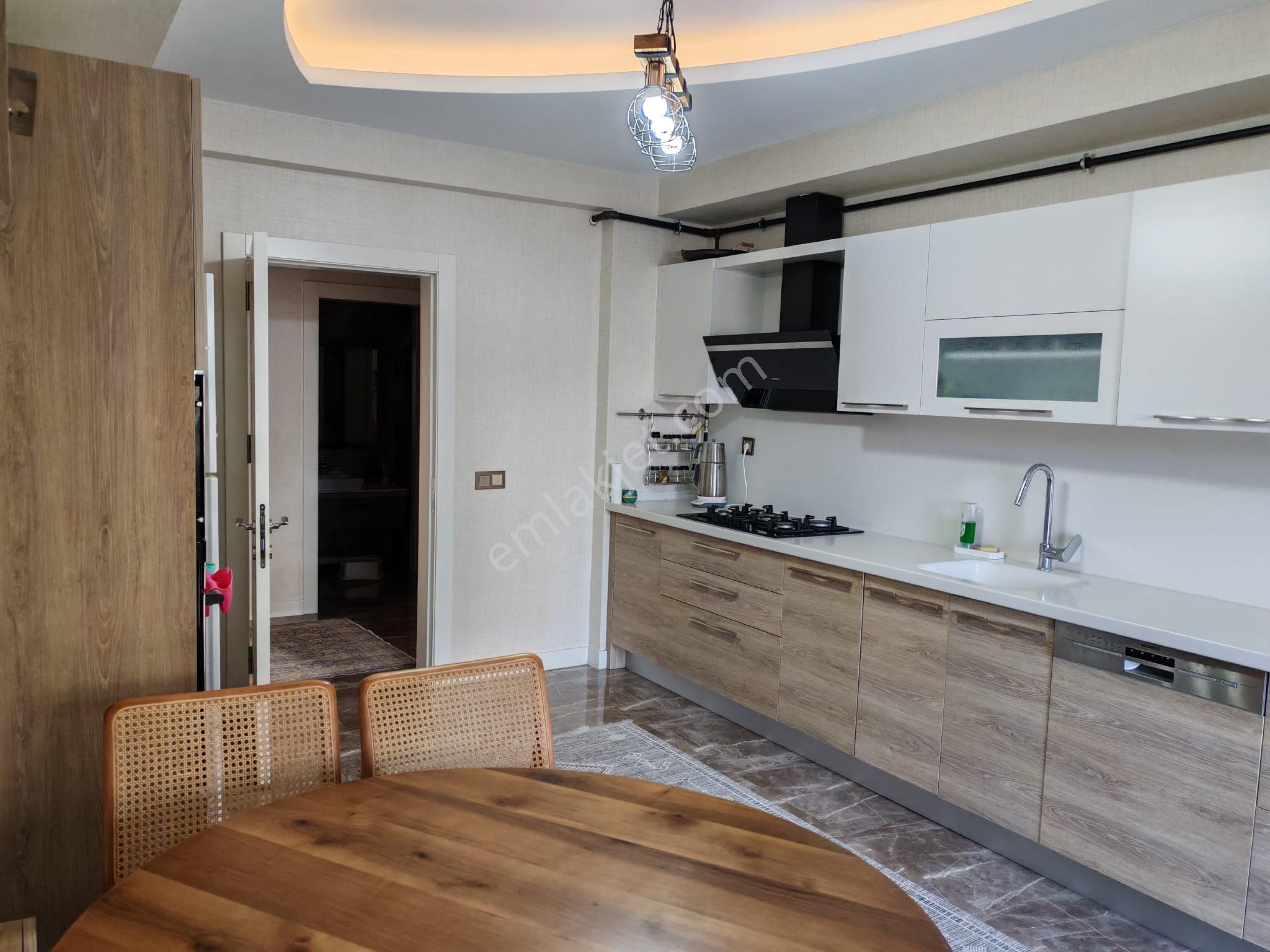 Emin Gyo'dan Meram Asmalıbahçe Konakları'nda Lüks Bahçeli 4+1 - Görsel 13