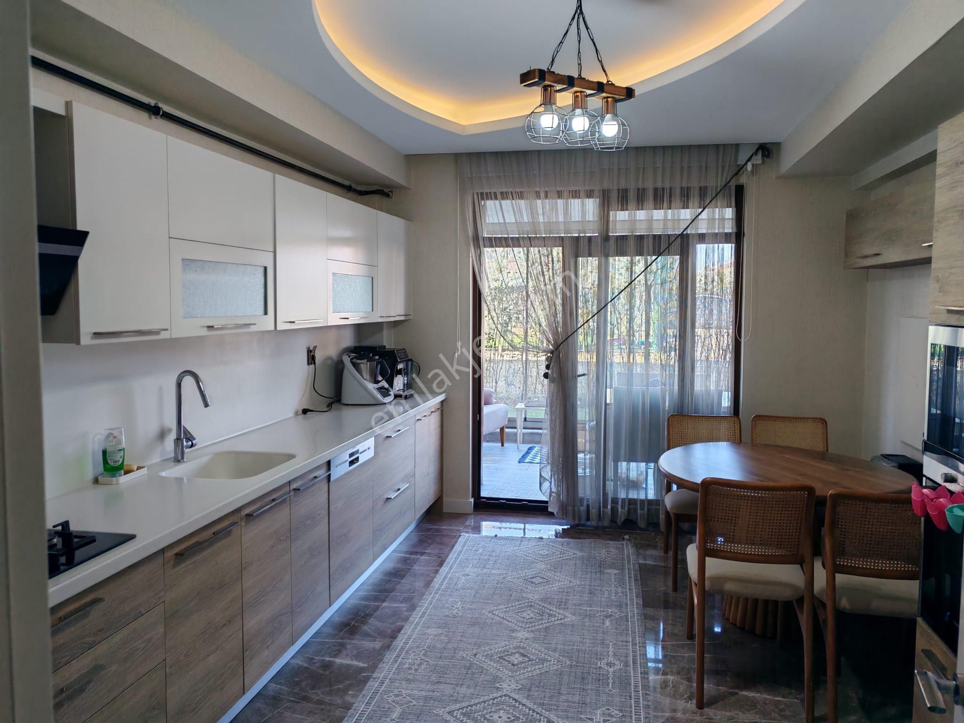 Emin Gyo'dan Meram Asmalıbahçe Konakları'nda Lüks Bahçeli 4+1 - Görsel 9