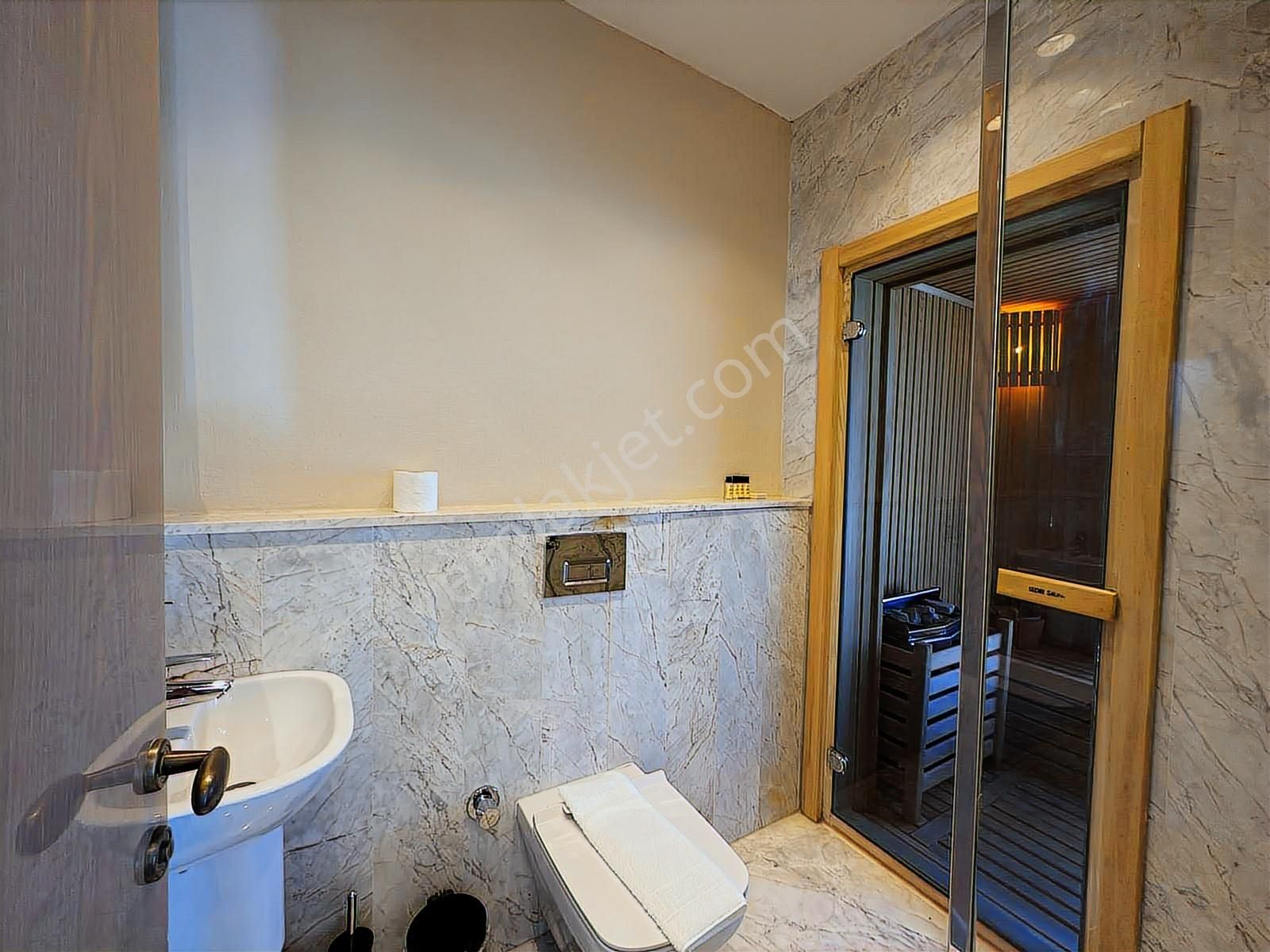 Yalıkavak Tilkicik'te 5+1 Denize Sıfır Satılık Villa - Görsel 11