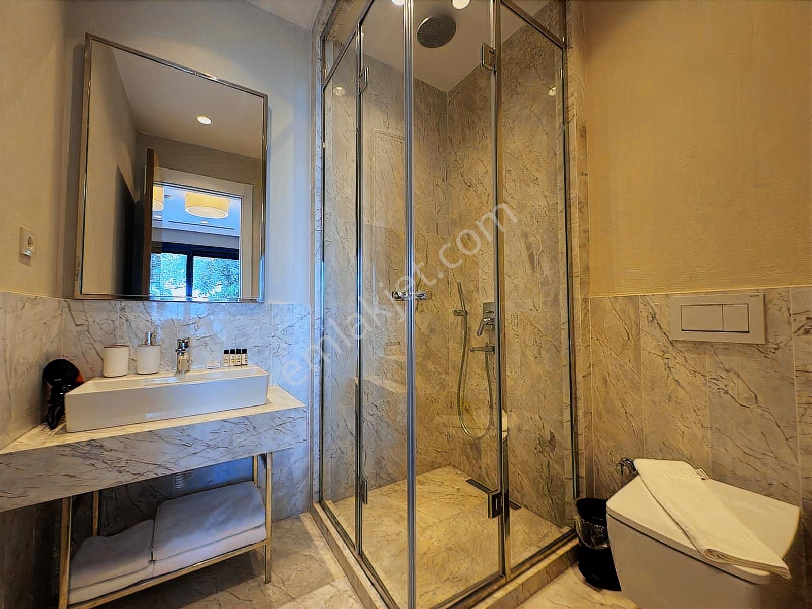 Yalıkavak Tilkicik'te 5+1 Denize Sıfır Satılık Villa - Görsel 28