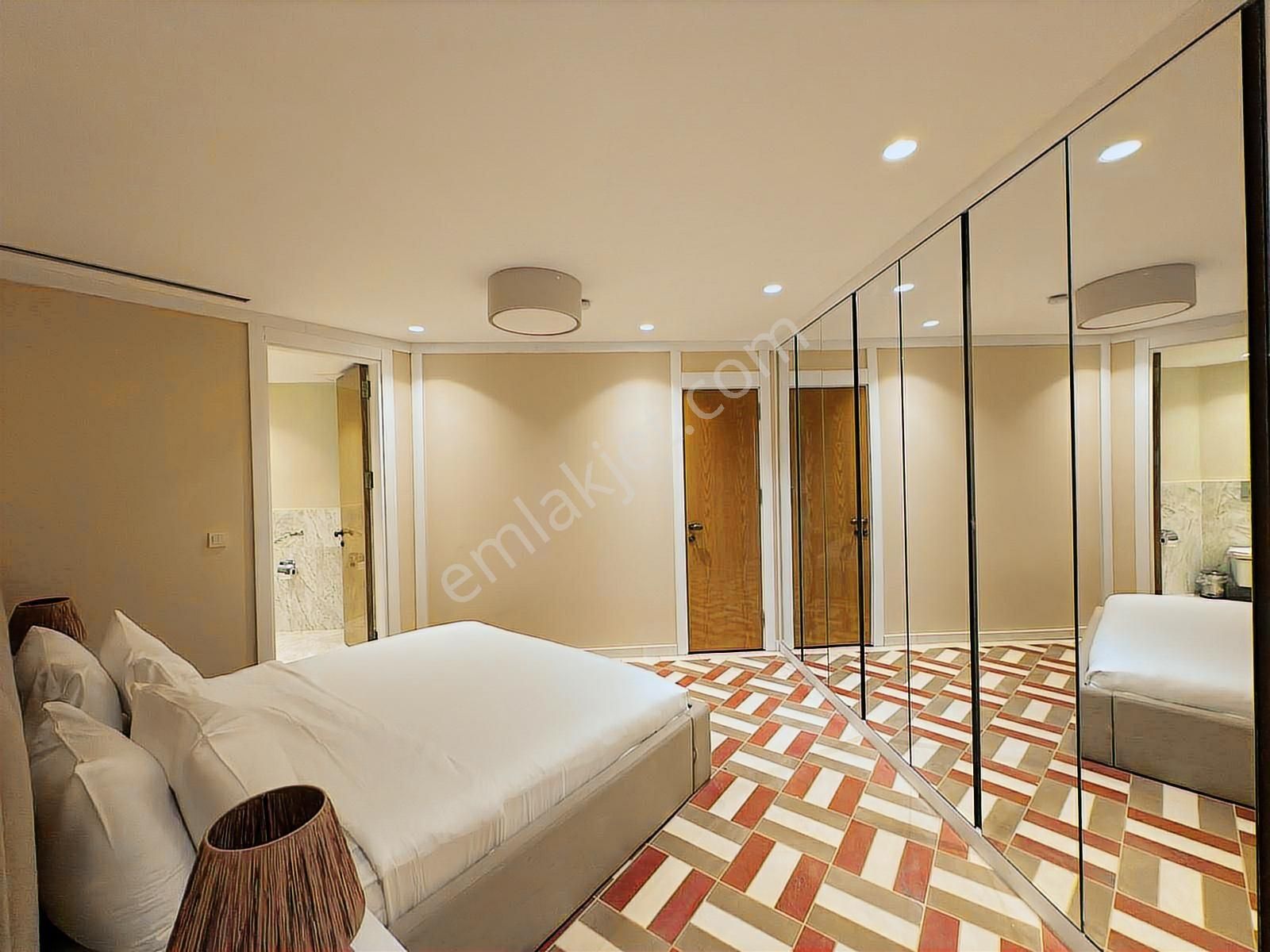 Yalıkavak Tilkicik'te 5+1 Denize Sıfır Satılık Villa - Görsel 18