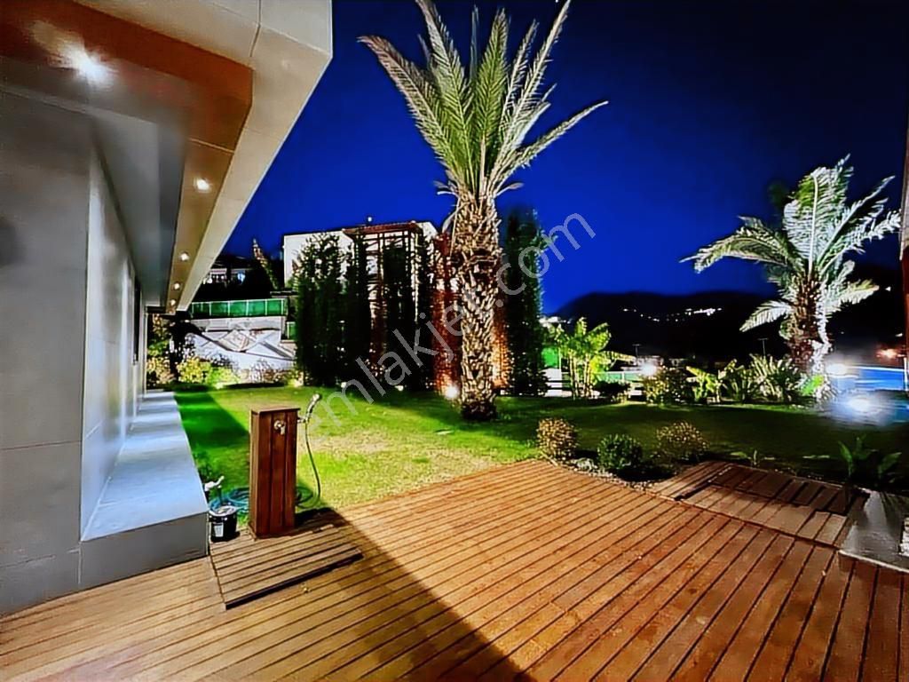 Bodrum Yalıkavak Marinada Satılık Denize 50 Metre Özel Tasarım - Görsel 18