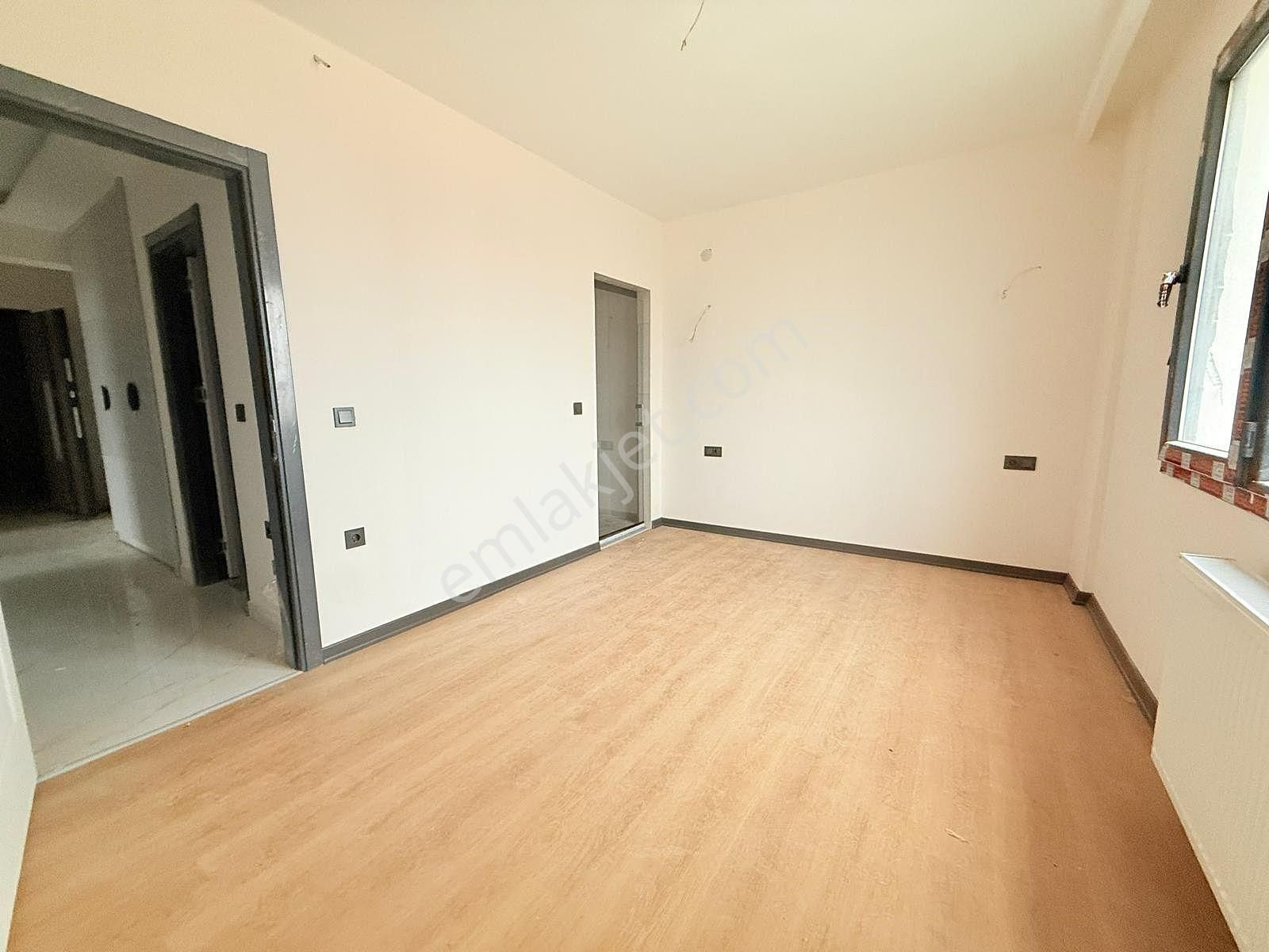 Yıldız'dan Site İçerisinde Ara Kat Şehir Manzaralı 2+1 !! - Görsel 28