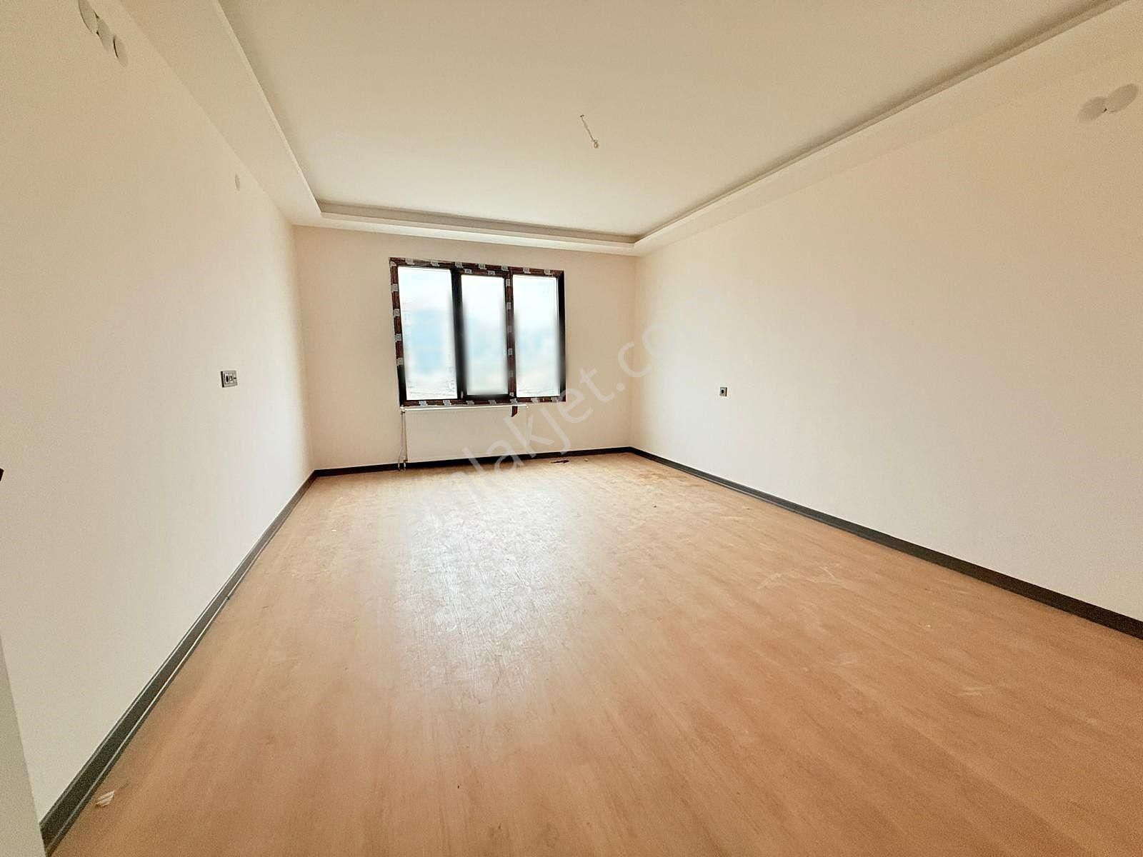 Yıldız'dan Site İçerisinde Ara Kat Şehir Manzaralı 2+1 !! - Görsel 26