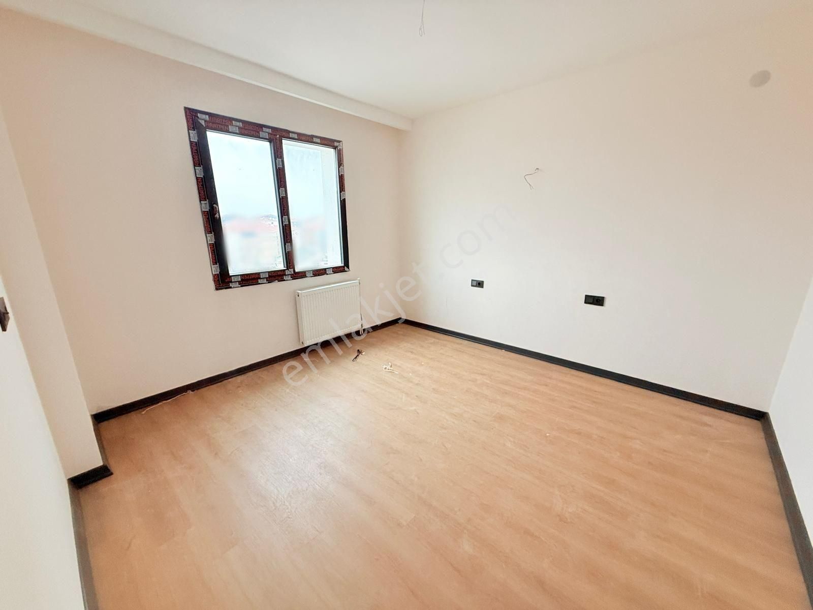 Yıldız'dan Site İçerisinde Ara Kat Şehir Manzaralı 2+1 !! - Görsel 20
