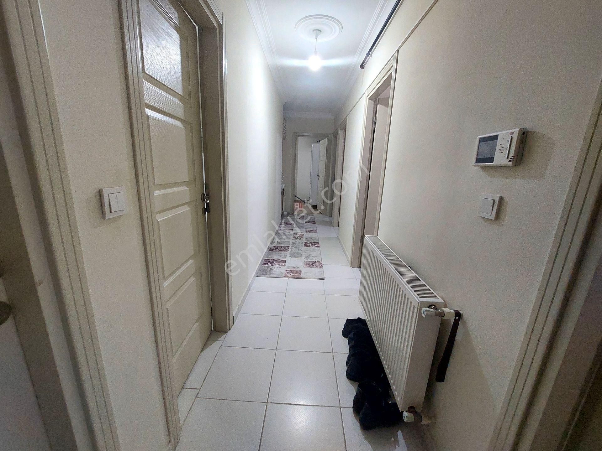 Gaziosmanpaşa Küçükköy Yeni Mah Acil Satılık 3.kat 3+1 - Görsel 21