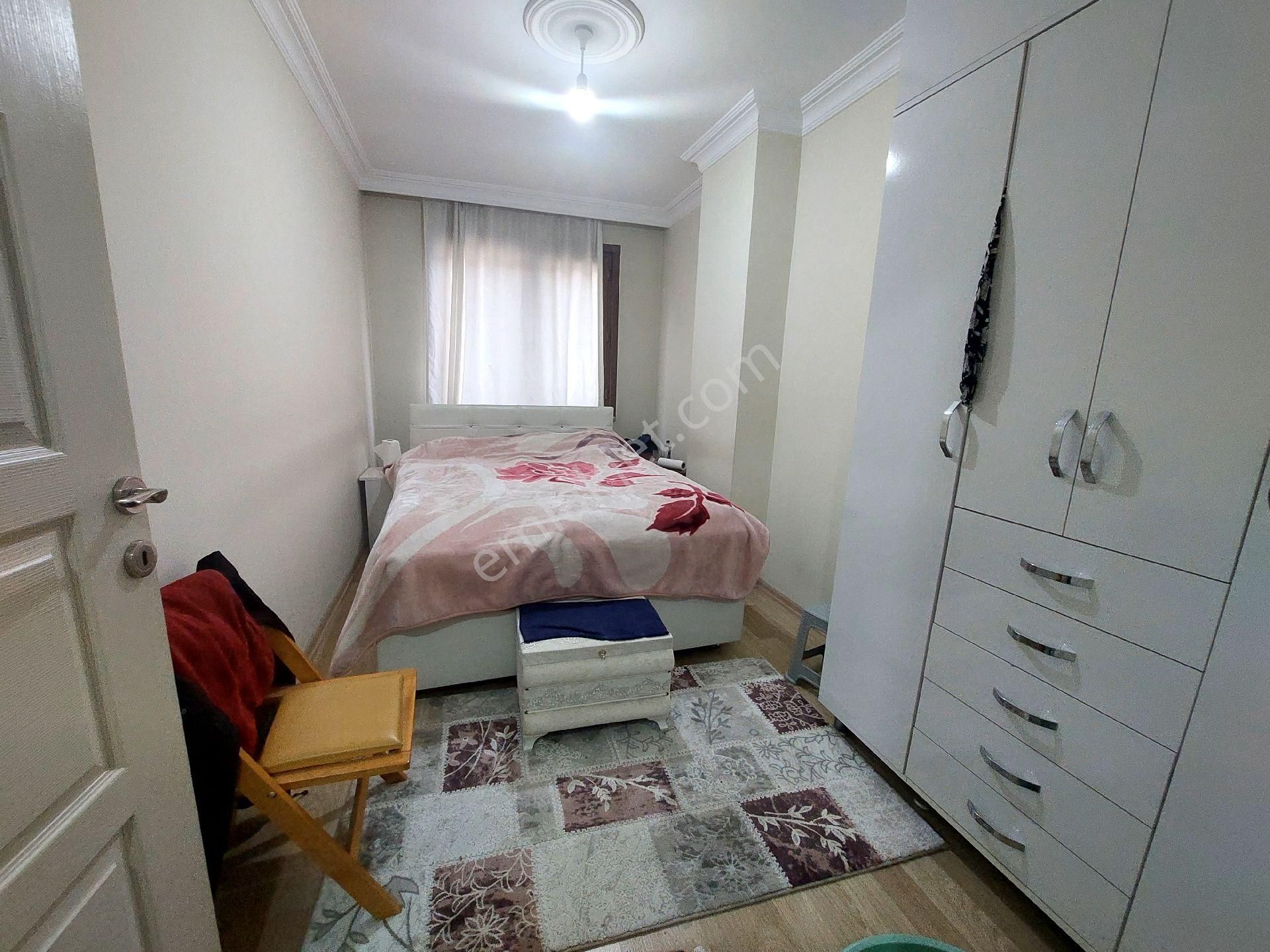 Gaziosmanpaşa Küçükköy Yeni Mah Acil Satılık 3.kat 3+1 - Görsel 12