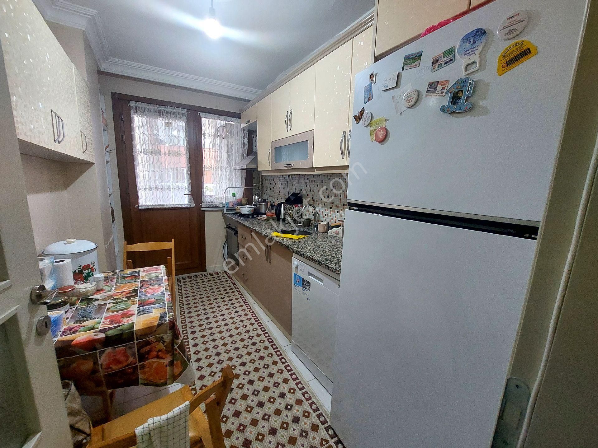 Gaziosmanpaşa Küçükköy Yeni Mah Acil Satılık 3.kat 3+1 - Görsel 15