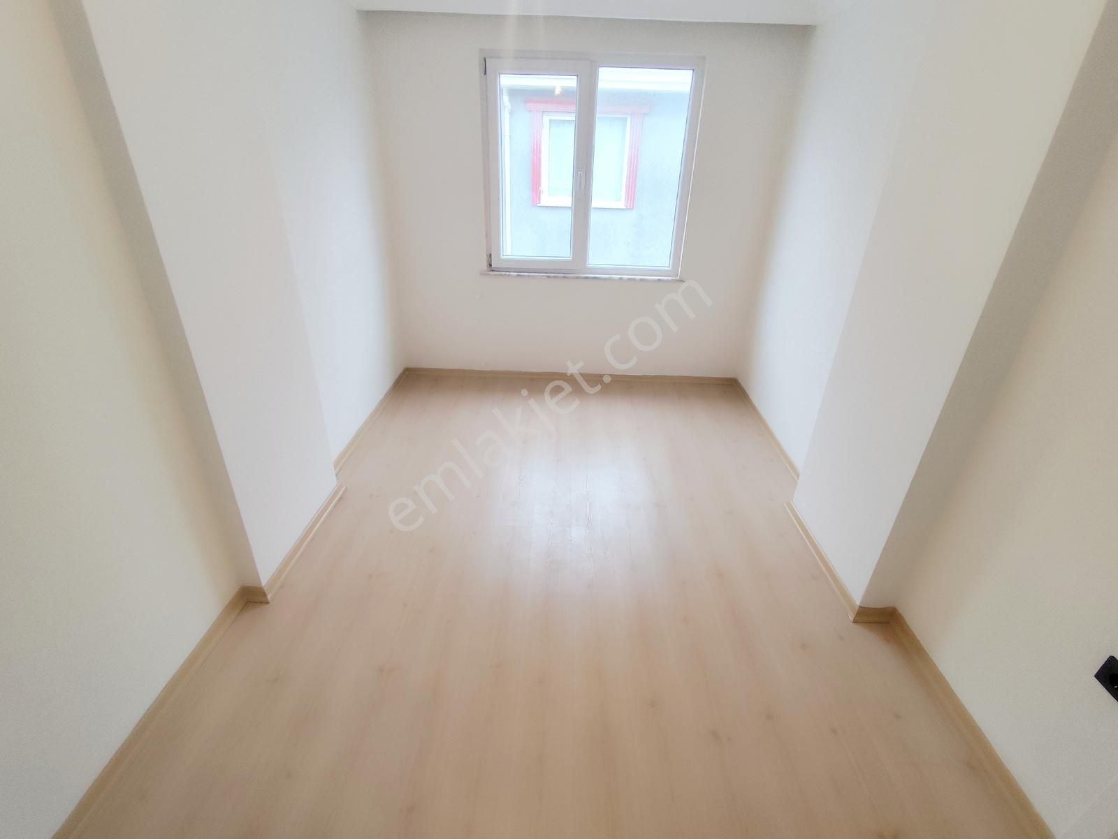 Akçay İkiçay Da Asansörlü Doğalgazlı Geniş Kullanım 3+1daire - Görsel 24