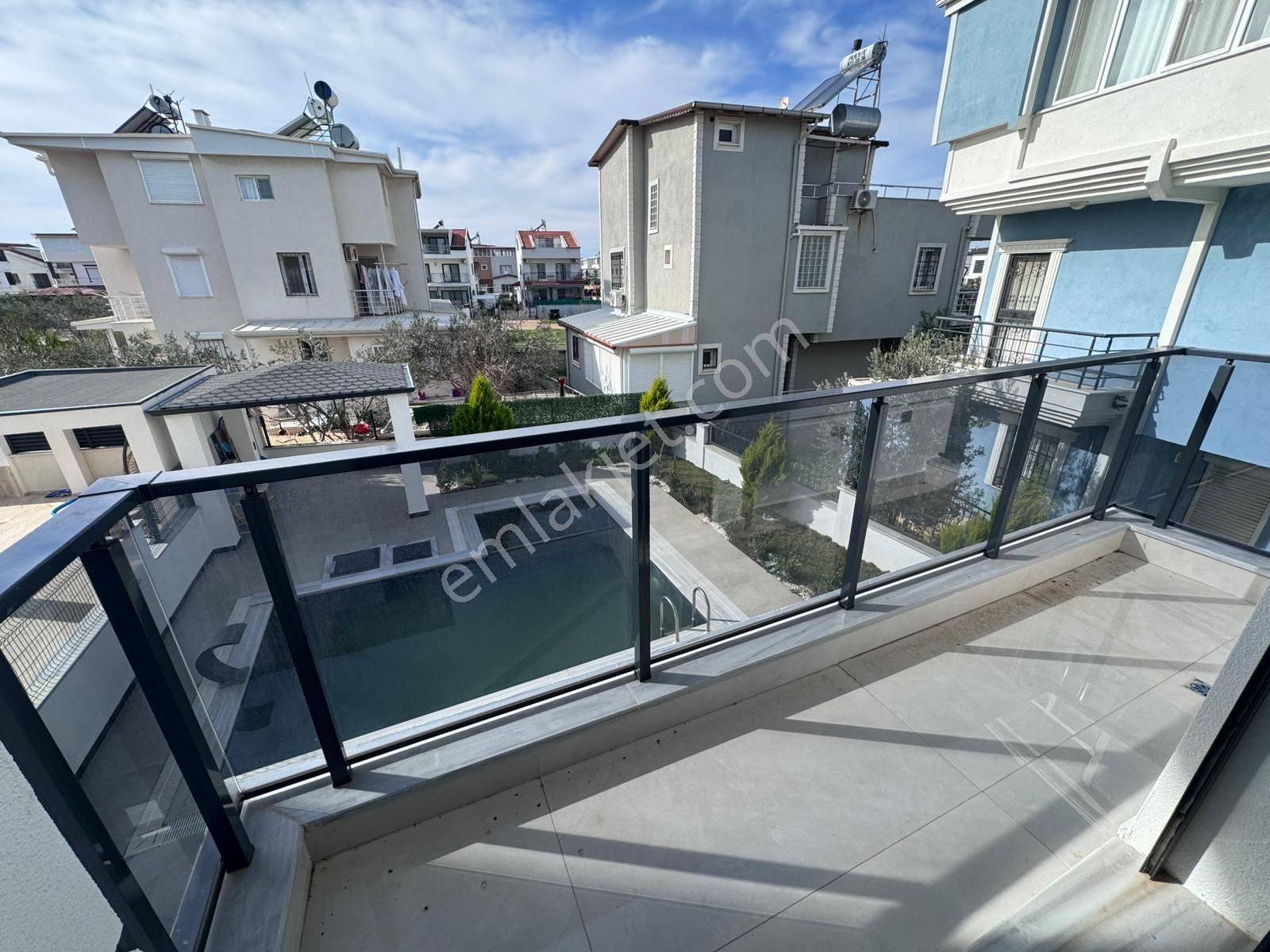 Aydın Didim Altınkum’da Lüks Ve Devasa Havuzlu Otoparklı 5+1 Villa - Görsel 17