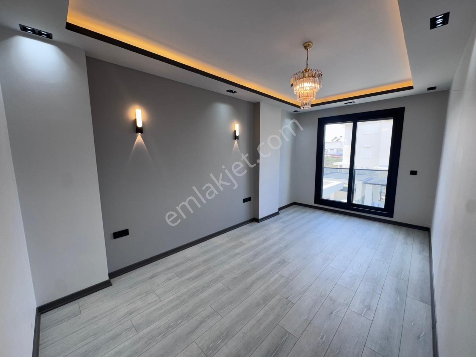 Aydın Didim Altınkum’da Lüks Ve Devasa Havuzlu Otoparklı 5+1 Villa - Görsel 13