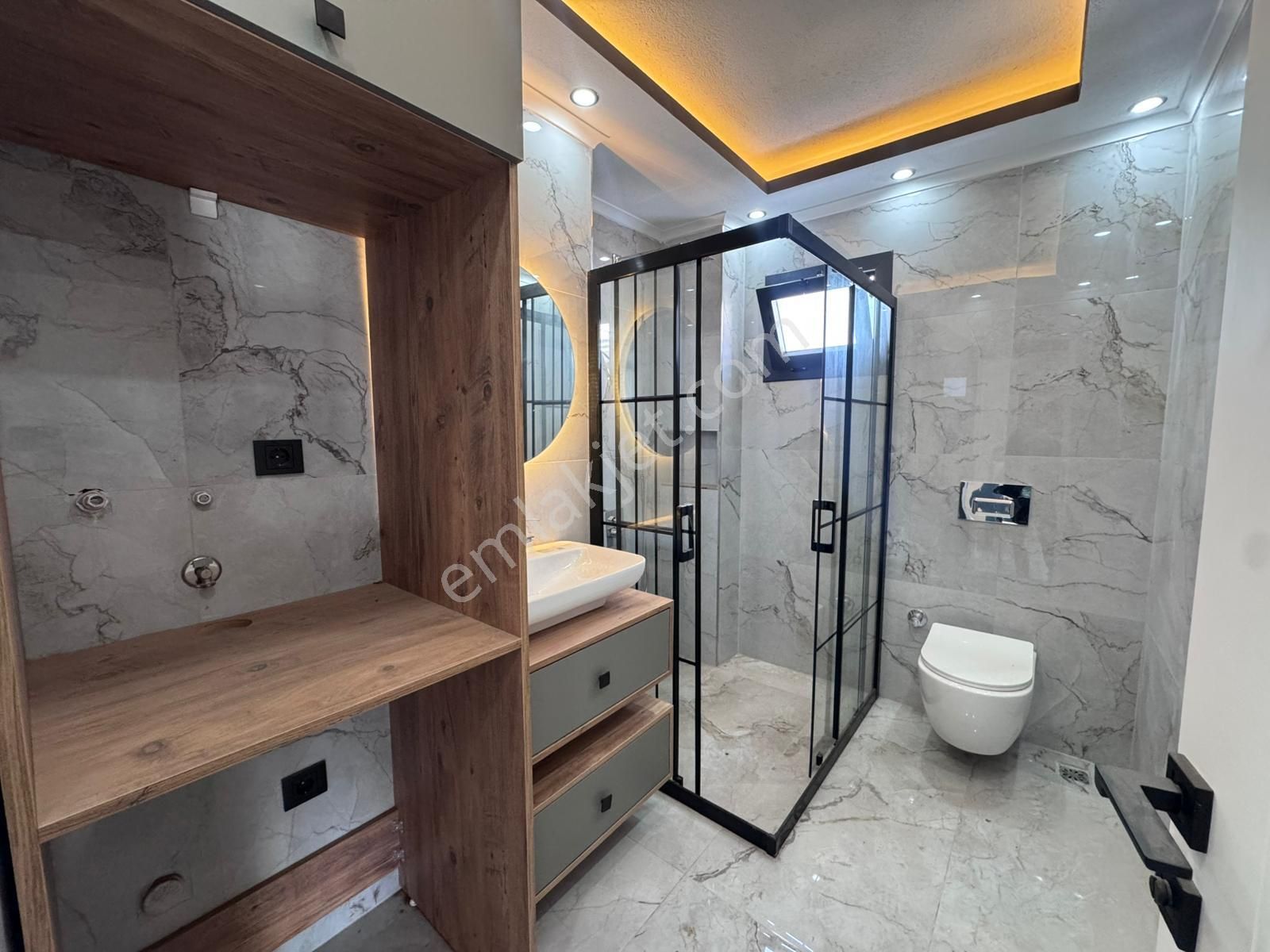 Aydın Didim Altınkum’da Lüks Ve Devasa Havuzlu Otoparklı 5+1 Villa - Görsel 15