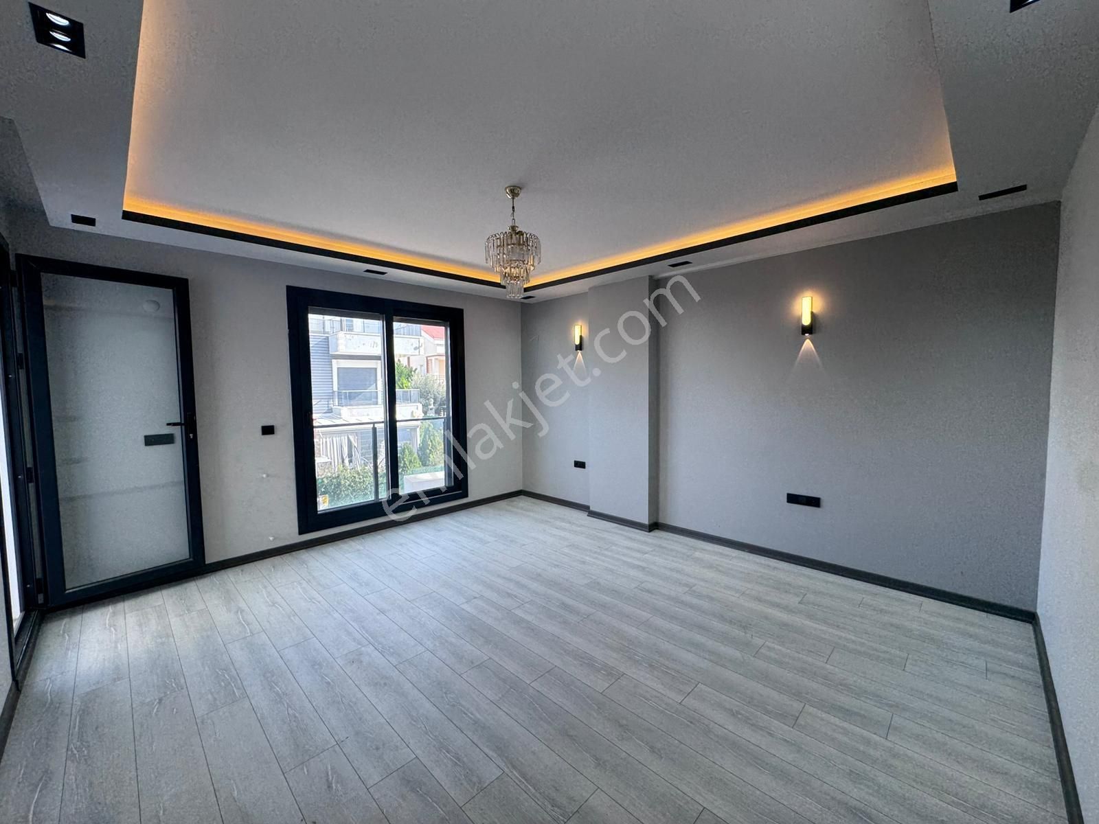Aydın Didim Altınkum’da Lüks Ve Devasa Havuzlu Otoparklı 5+1 Villa - Görsel 11