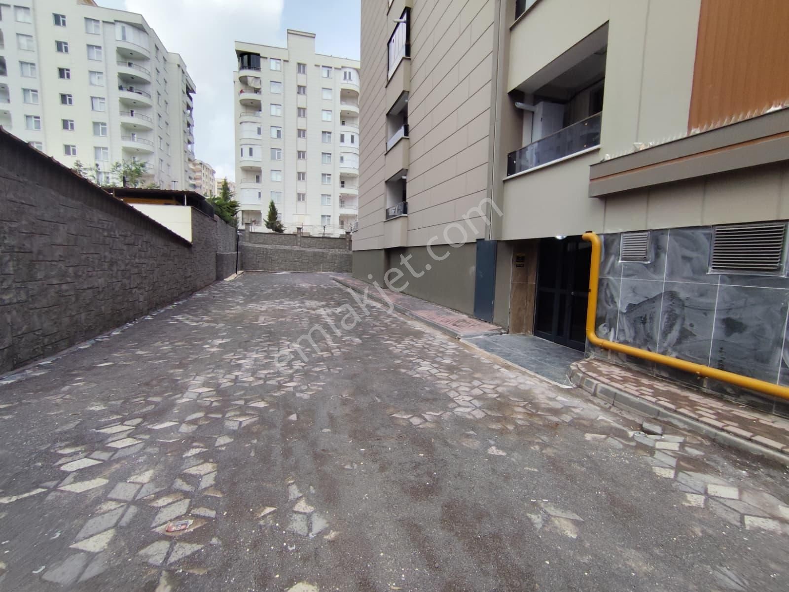 Karaköprü Amerikan Mutfaklı Sıfır Eşyalı Kiralık 2+1 Daire - Görsel 12