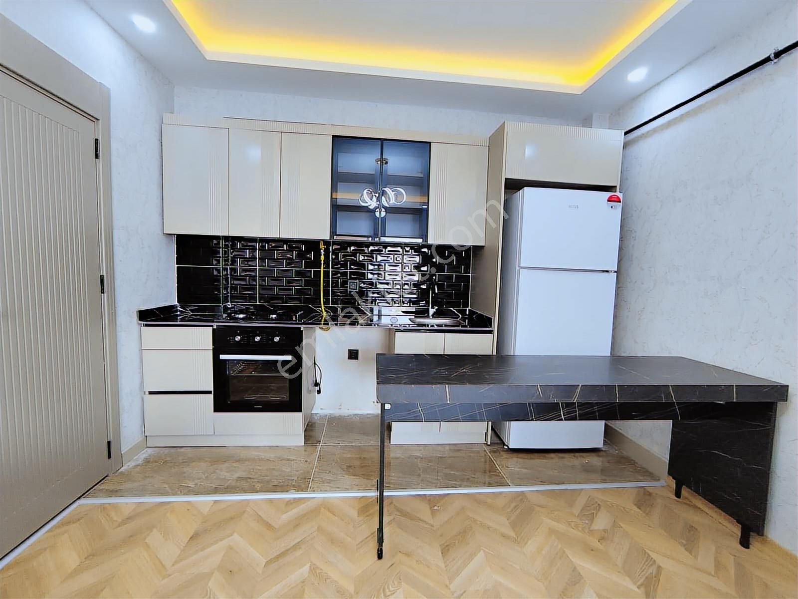 Karaköprü Amerikan Mutfaklı Sıfır Eşyalı Kiralık 2+1 Daire - Görsel 2