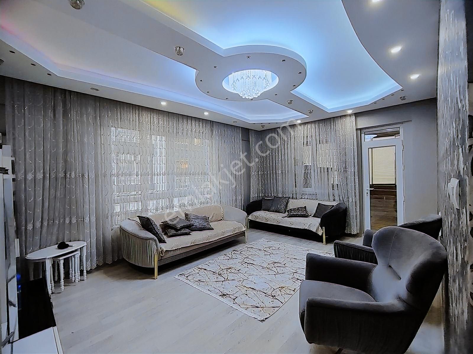 İbn-i Sina Satılık Lüks Mükemmel Daire 2.5+1