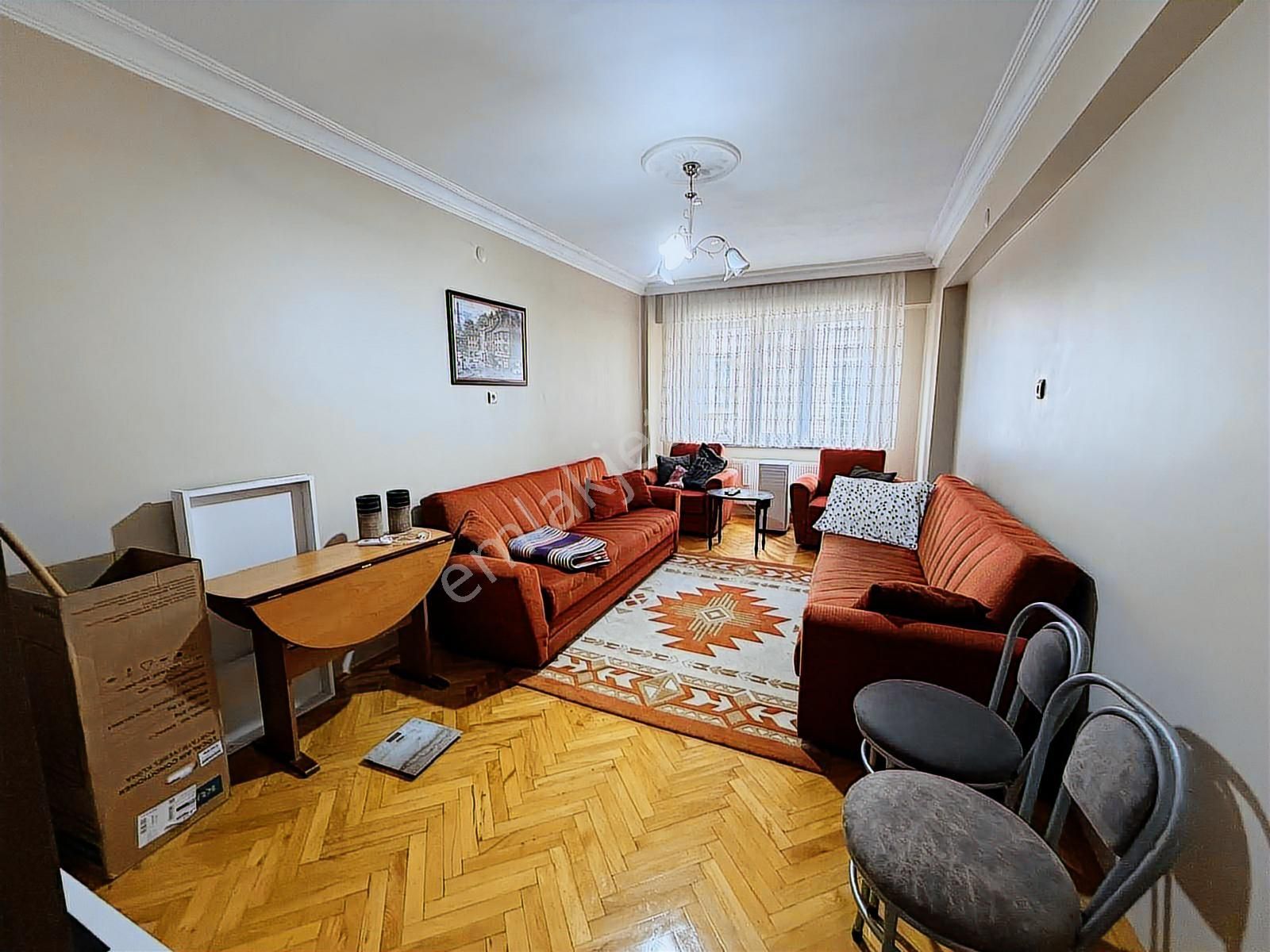 Oscar'dan Sivrihisar Caddesi Yakını Ara Kat 2+1 Daire