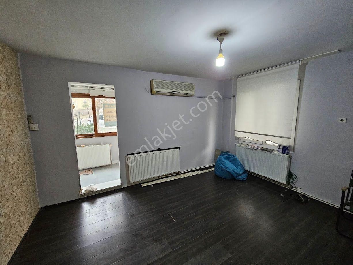 İzkent Cumhuriyet Mah'de Bakımlı ,yüksek Giriş 1+1 Daire - Görsel 5