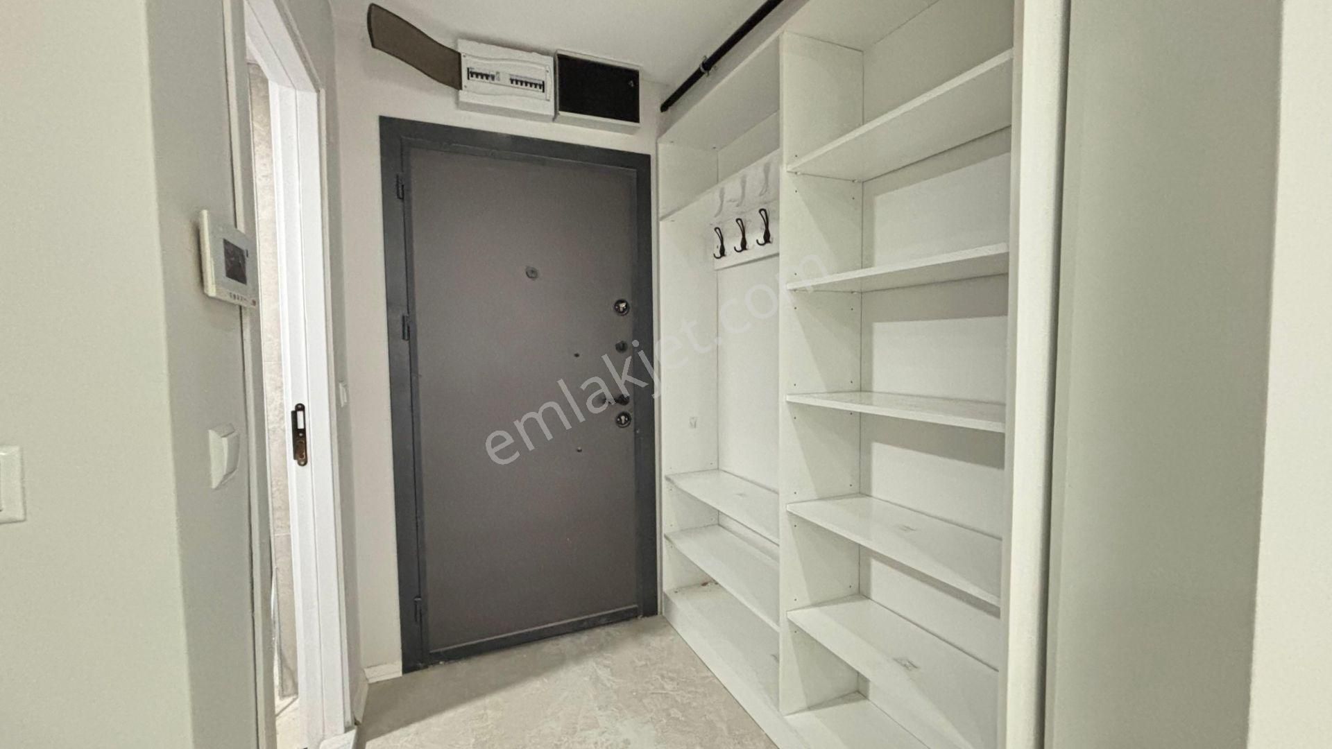 Recep Ümit'ten Emek Mah.ertaş Cad.yakını Balkonlu 1+1 Satılık Daire (1 Haftalık Geçerli Fiyat)! - Görsel 11