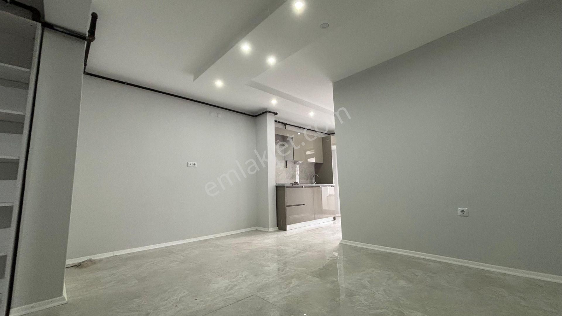 Recep Ümit'ten Emek Mah.ertaş Cad.yakını Balkonlu 1+1 Satılık Daire (1 Haftalık Geçerli Fiyat)! - Görsel 14