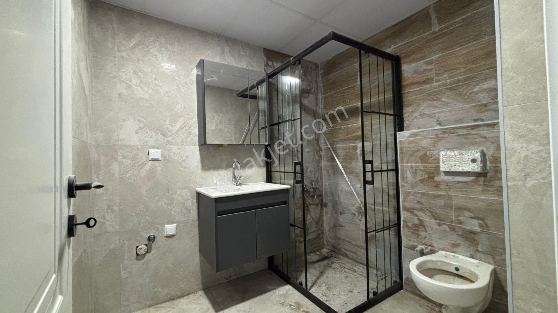 Recep Ümit'ten Emek Mah.ertaş Cad.yakını Balkonlu 1+1 Satılık Daire (1 Haftalık Geçerli Fiyat)! - Görsel 8