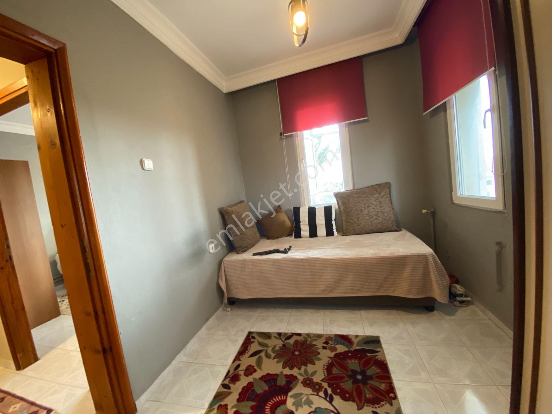 Ayvalık Cunda'da Deniz Manzaralı, Bahçeli Satılık Villa - Görsel 17