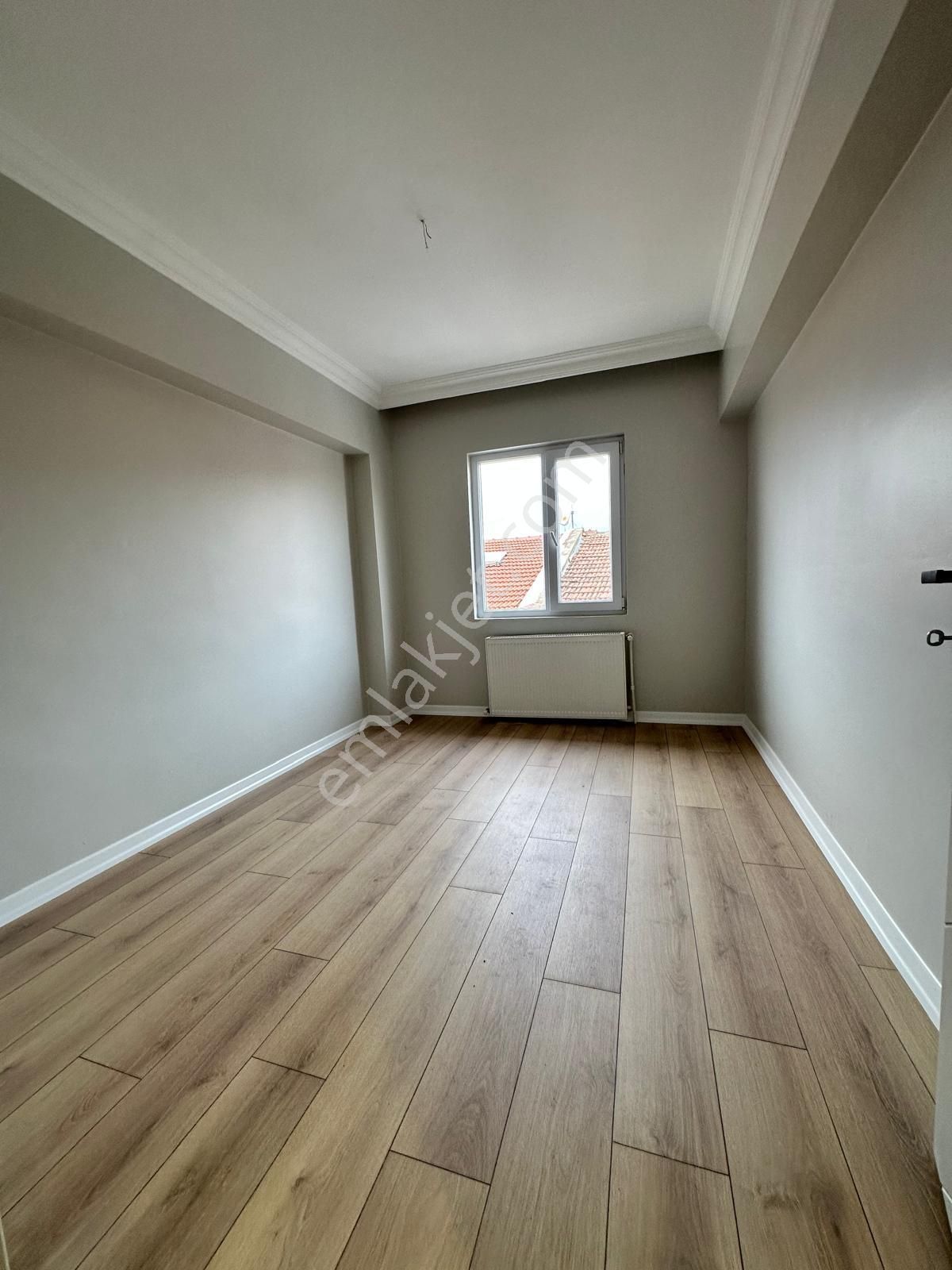 İstasyon Mahallesinde Geniş M2 Lüks Yapılı 3+1 Satılık Daire - Görsel 22
