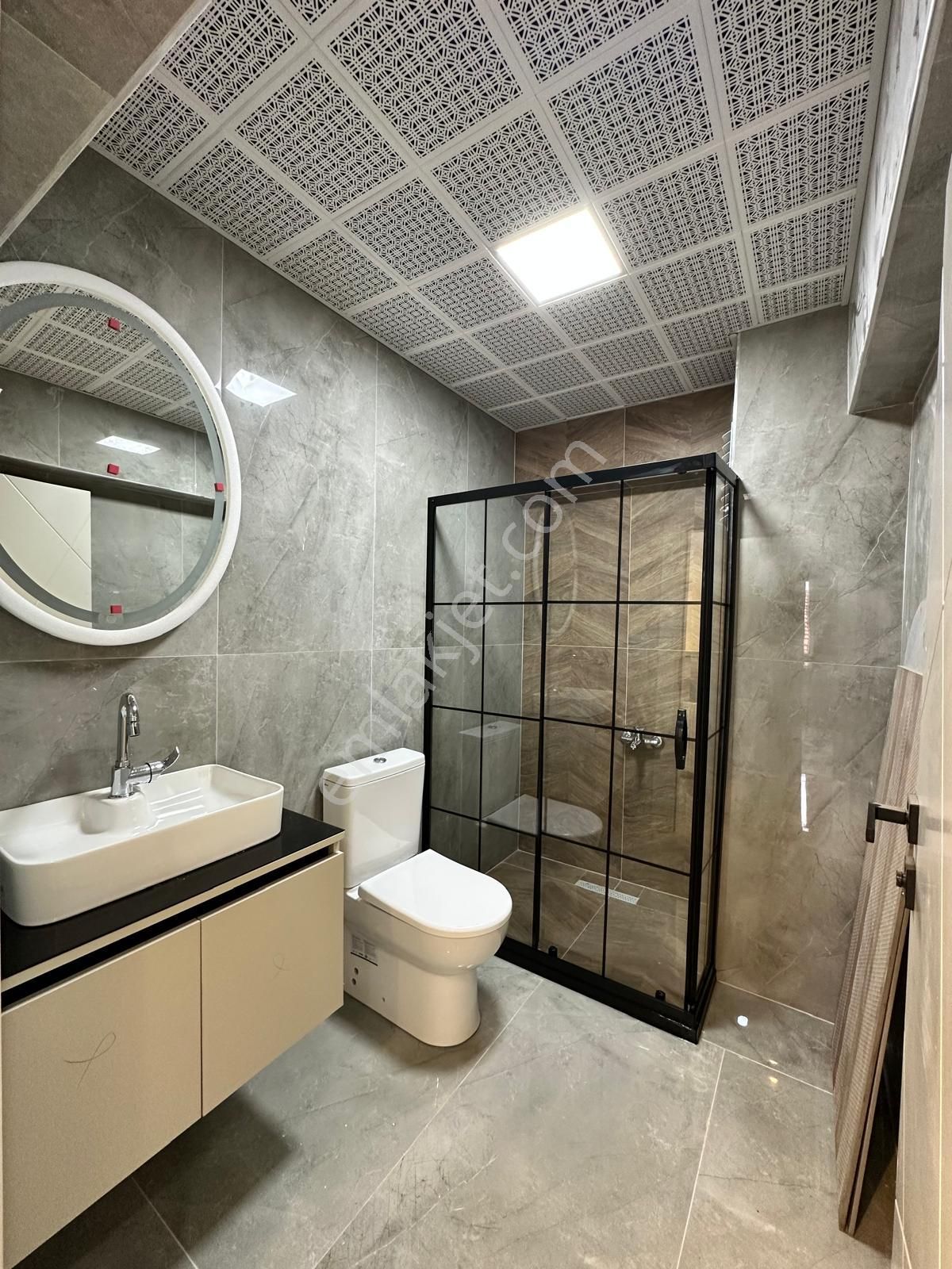 İstasyon Mahallesinde Geniş M2 Lüks Yapılı 3+1 Satılık Daire - Görsel 15