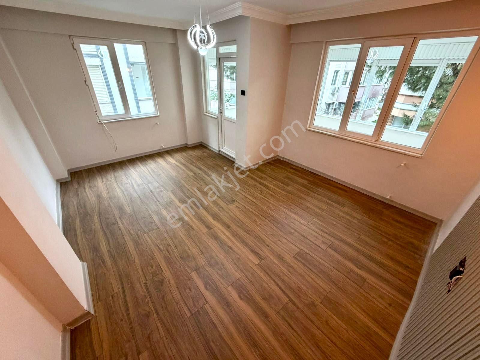 🏡 Referans'tan Akçay Merkez'de Full Yapılı Ayrı Mutfak Ara Kat Masrafsız 2+1 Daire - Görsel 2