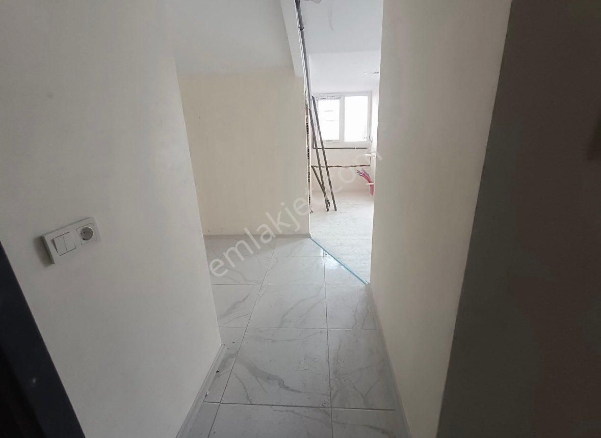 Reşitpaşa Caddesinde 2+1 Sıfır 75m2 Kiralık Teras Katı Daire - Görsel 11