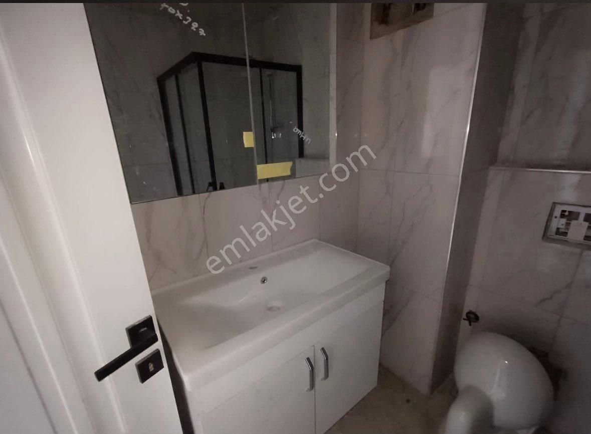 Reşitpaşa Caddesinde 2+1 Sıfır 75m2 Kiralık Teras Katı Daire - Görsel 14