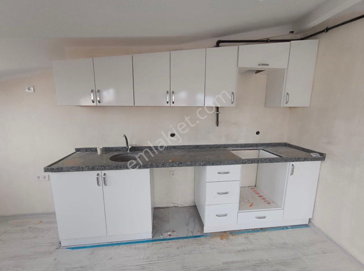 Reşitpaşa Caddesinde 2+1 Sıfır 75m2 Kiralık Teras Katı Daire - Görsel 8