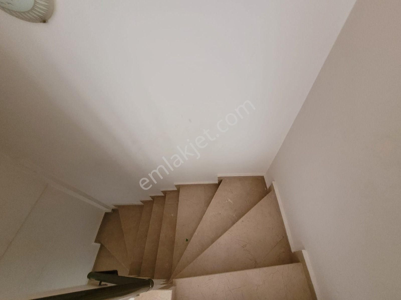 Sarısuda Lüks Site İçerisinde Amerıkan Mutfak 3+1 - Görsel 15