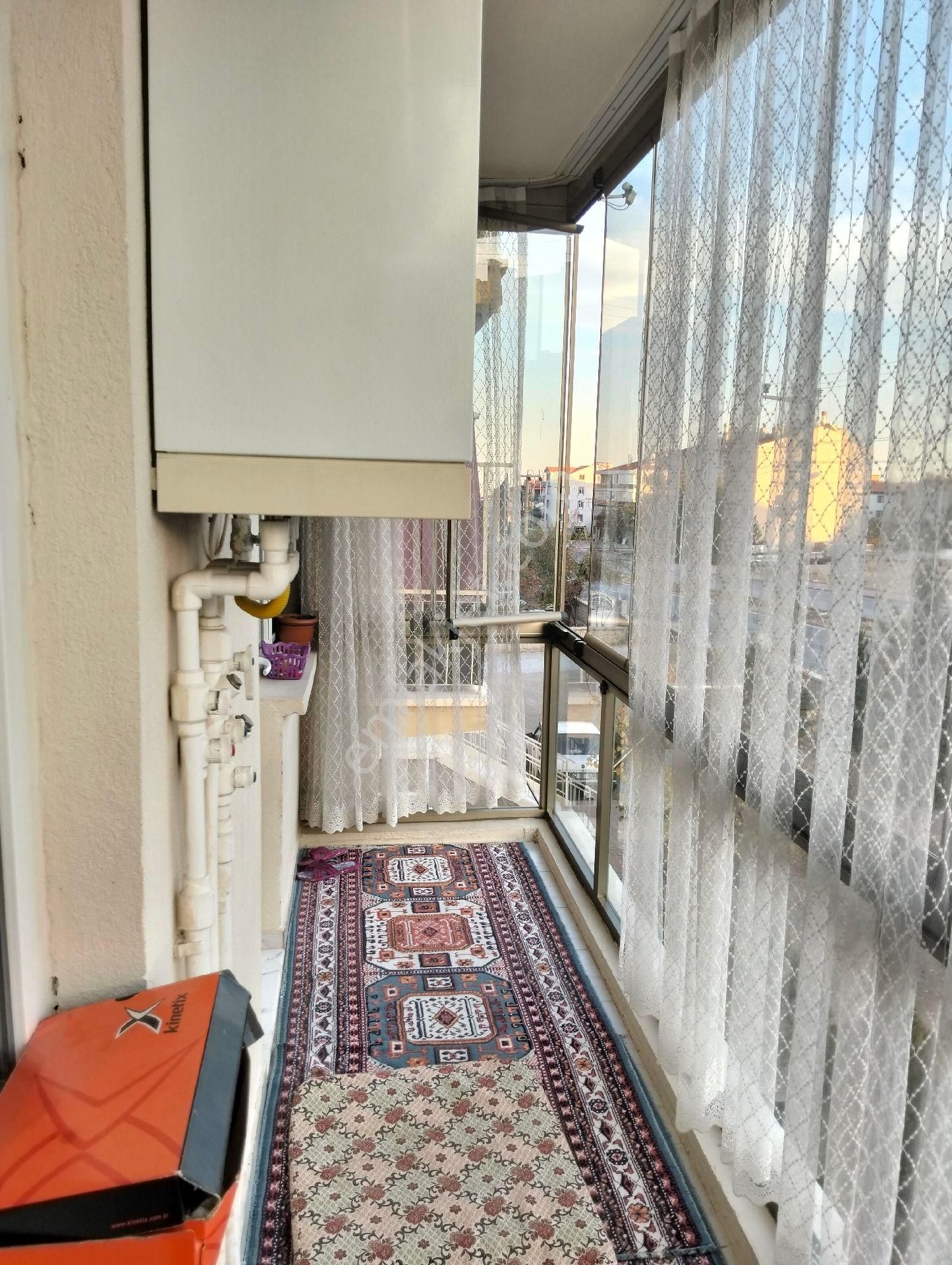 Selahaddin Eyyubi Mah. Ahmet Yesevi Cad. Üzerinde Cadde Cepheli Arakat - Görsel 16