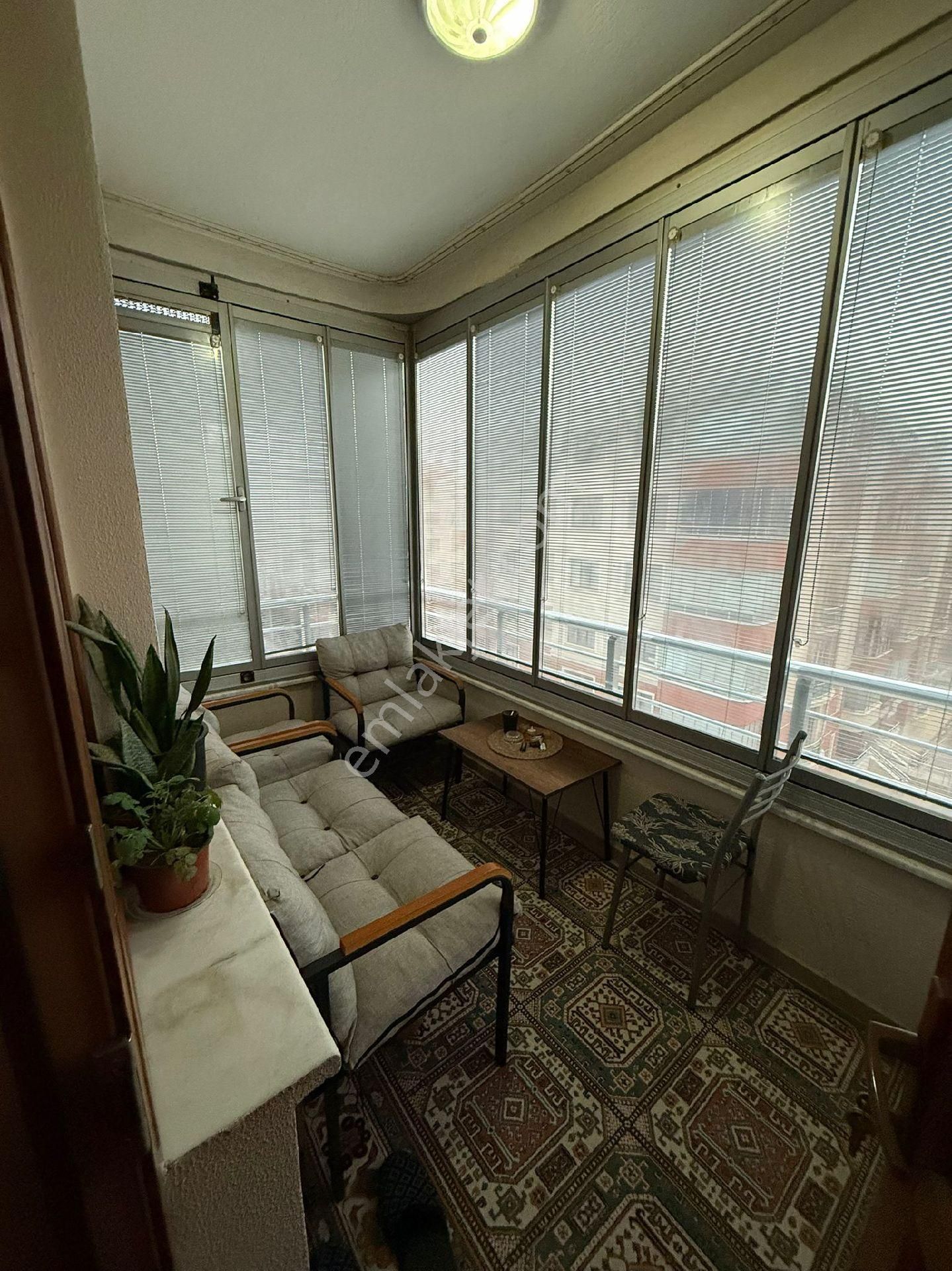 Emin Gyo'dan Akyıldız Sitesinde 2+1 Ara Kat Satılık Daire - Görsel 8