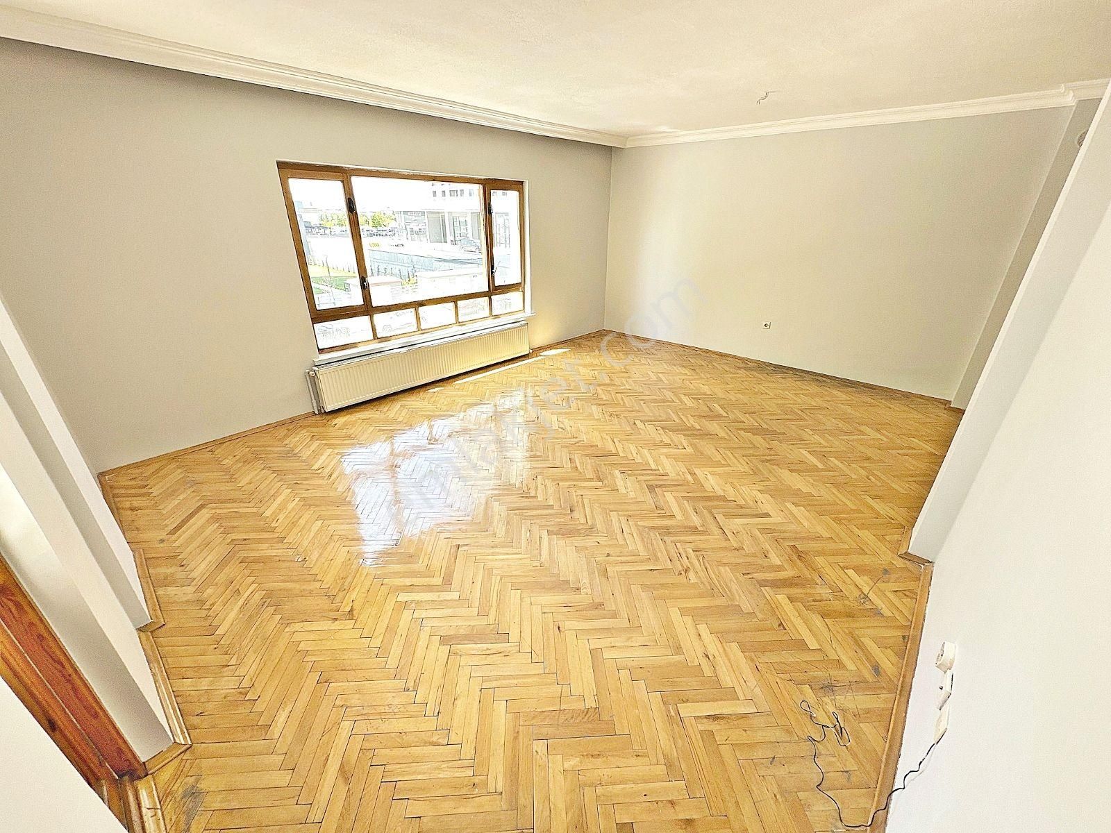 Veranka'dan Gazze Cad. Antares Avm Ve Şehir Hastanesi Yakını Acil Satılık 3+1 Daire - Görsel 2