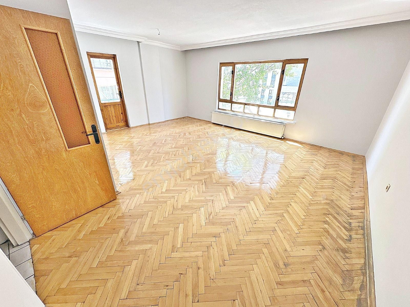 Veranka'dan Gazze Cad. Antares Avm Ve Şehir Hastanesi Yakını Acil Satılık 3+1 Daire