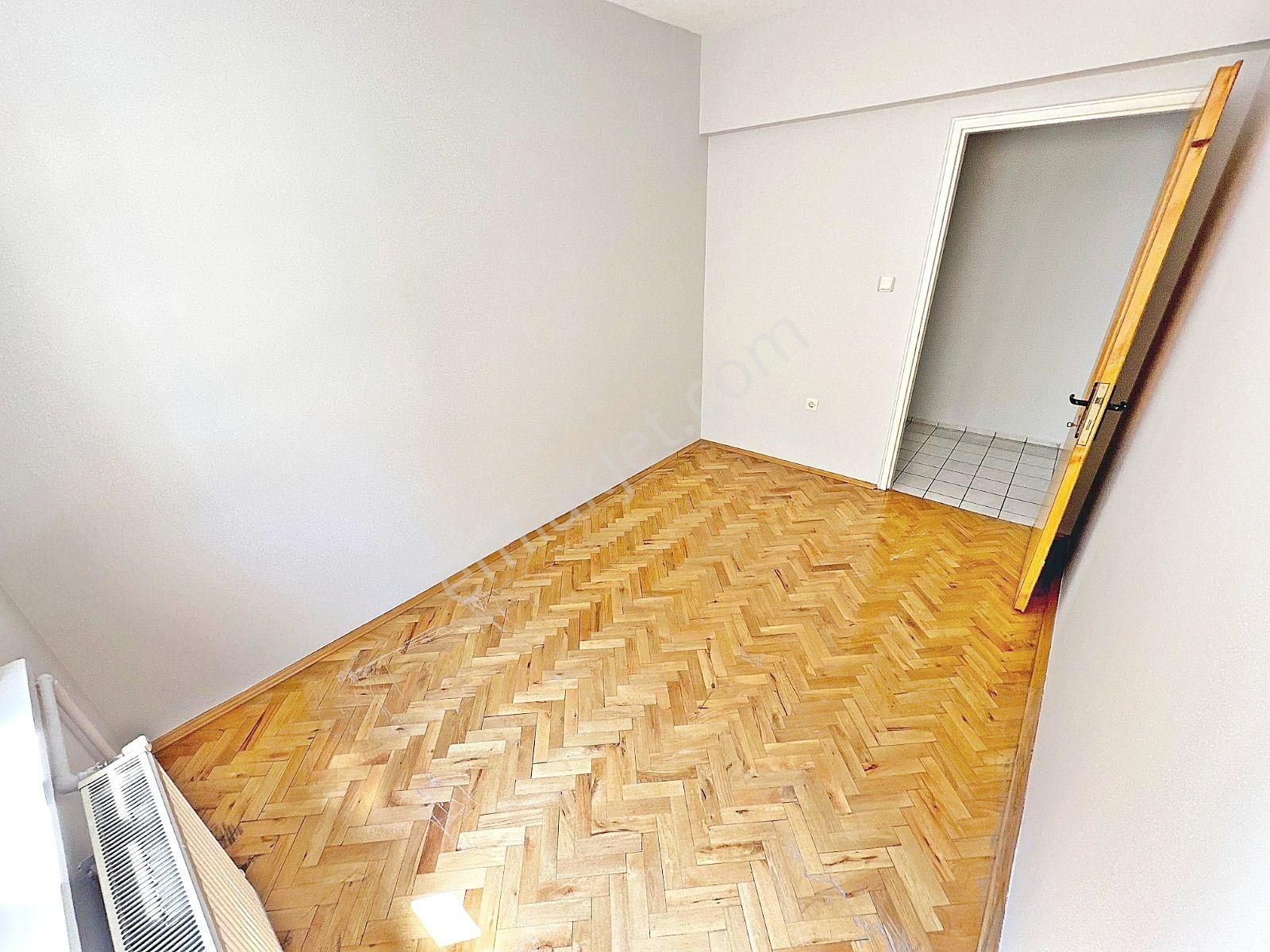 Veranka'dan Gazze Cad. Antares Avm Ve Şehir Hastanesi Yakını Acil Satılık 3+1 Daire - Görsel 18