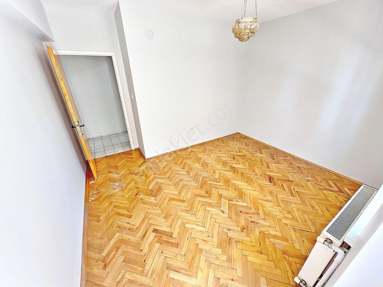 Veranka'dan Gazze Cad. Antares Avm Ve Şehir Hastanesi Yakını Acil Satılık 3+1 Daire - Görsel 10