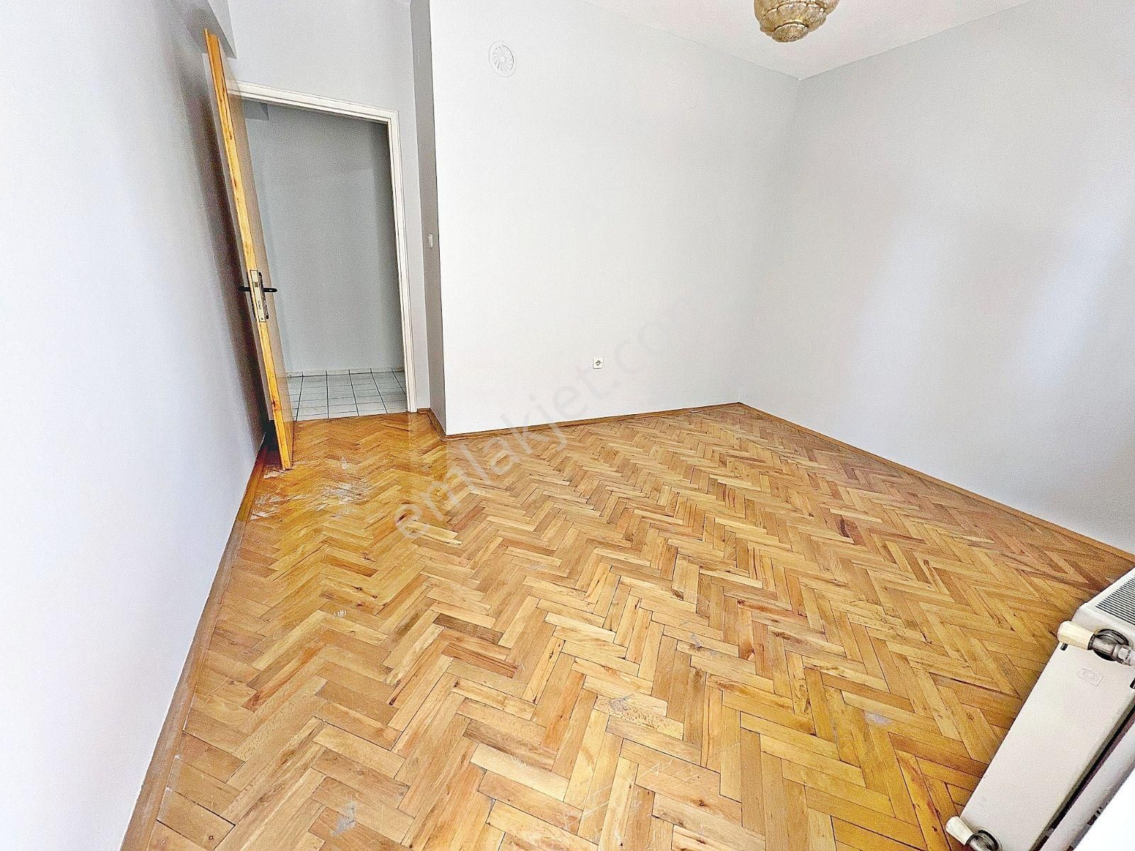 Veranka'dan Gazze Cad. Antares Avm Ve Şehir Hastanesi Yakını Acil Satılık 3+1 Daire - Görsel 12