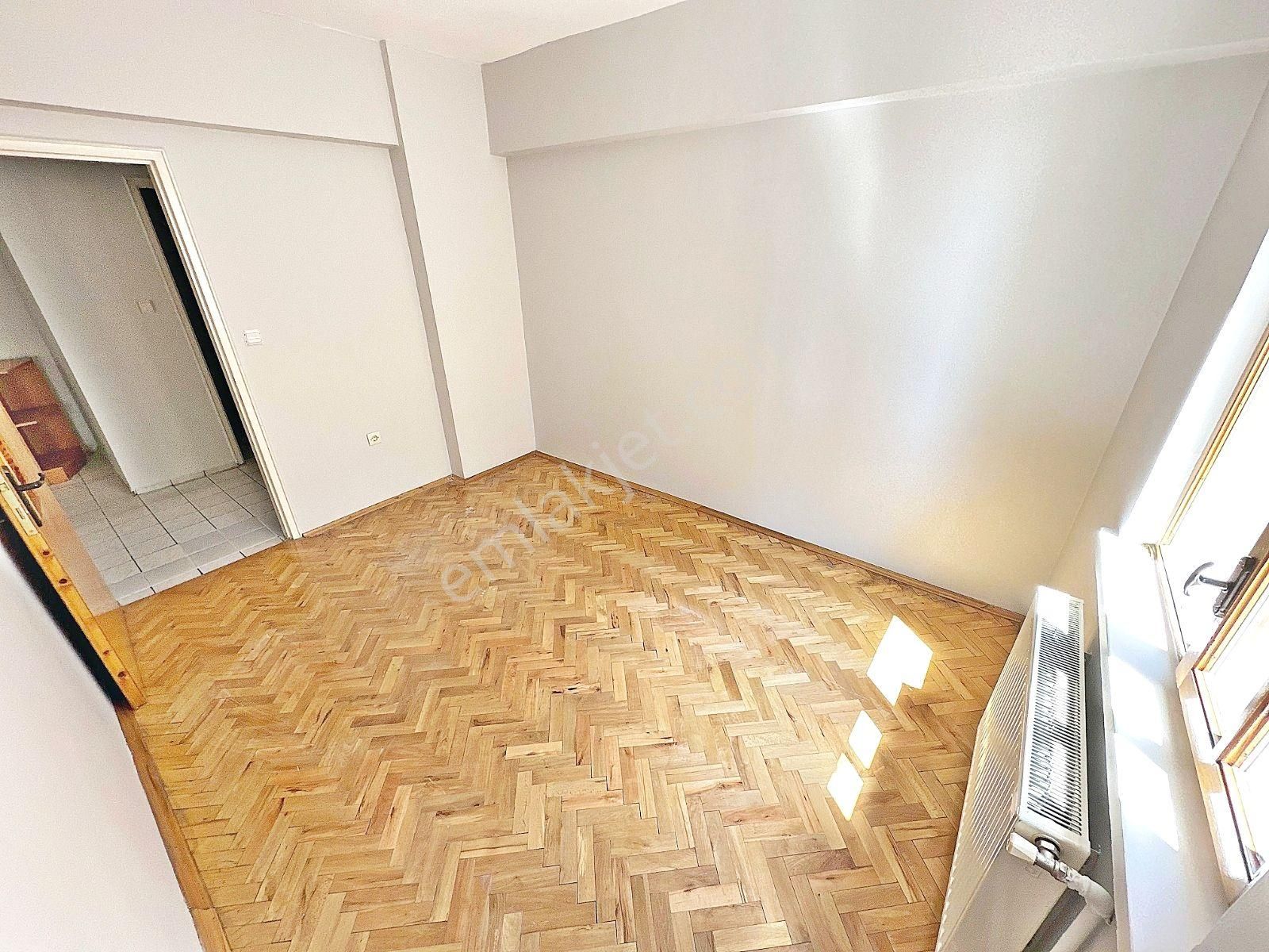 Veranka'dan Gazze Cad. Antares Avm Ve Şehir Hastanesi Yakını Acil Satılık 3+1 Daire - Görsel 15