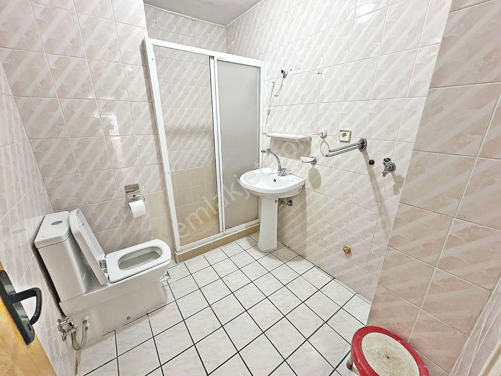 Veranka'dan Gazze Cad. Antares Avm Ve Şehir Hastanesi Yakını Acil Satılık 3+1 Daire - Görsel 21